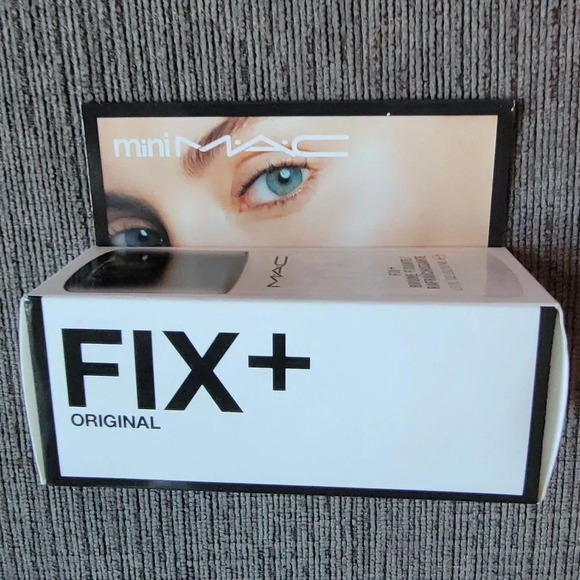 MAC Prep + Prime Fix Plus Sized To Go Mini Mist Setting Spray 1oz 30ml - Picture 4 of 8